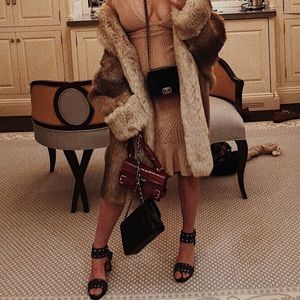 Meet your Posher, Billie